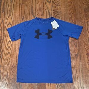 Under Armour Dri- fit tee. Boys XL royal blue color.